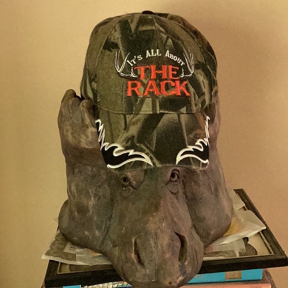 🏒  Minnesota GOPHER STATE BASEBALL CAP khaki & black  Velcro Back NWOT - Picture 8 of 16